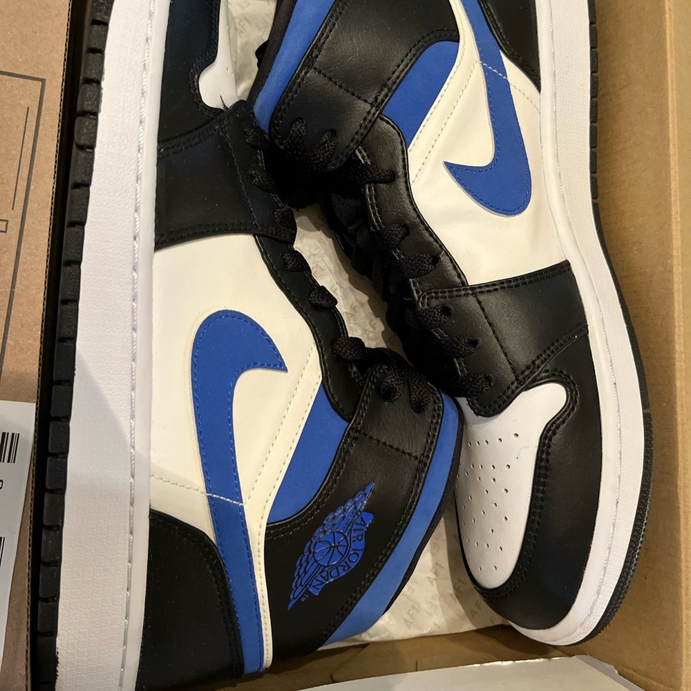 Jordan 1 mid, Racer blue